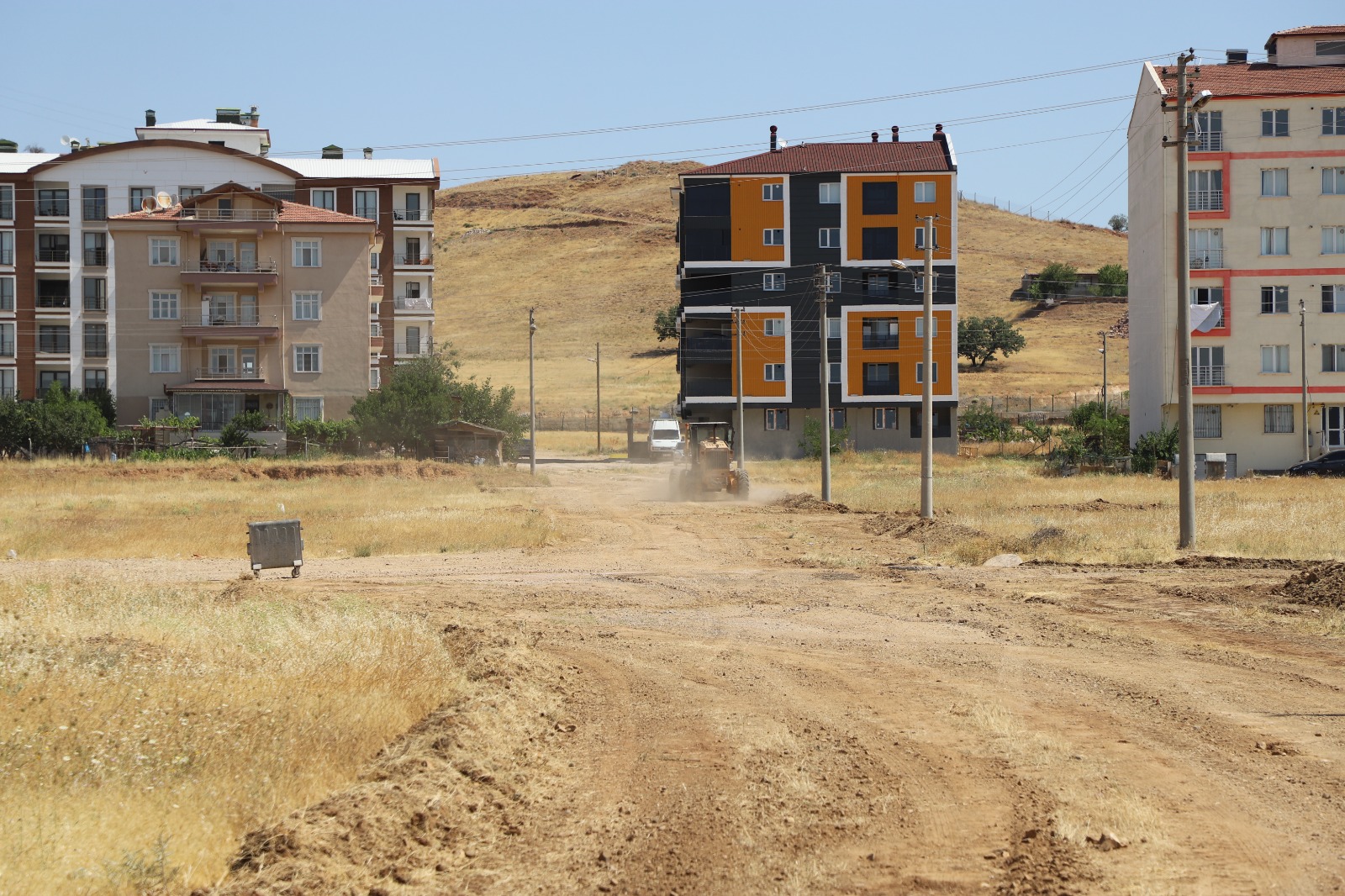 yol-calismalarimiz-devam-ediyor